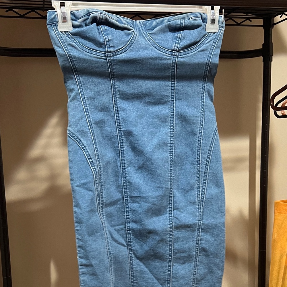 Forever 21 Blue Strapless Dress